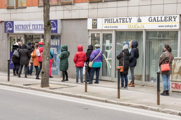 Od pondelka sa otvárajú maloobchody, múzeá, galérie, autoškoly, zoo i plavárne