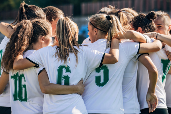 Športujete a inšpirujete k tomu aj okolie? Zapojte sa do programu o. z. BILLA ľuďom a získajte finančnú a potravinovú podporu! 