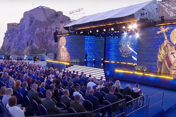 Devín ako finta Smeru - a cesta k Rusku