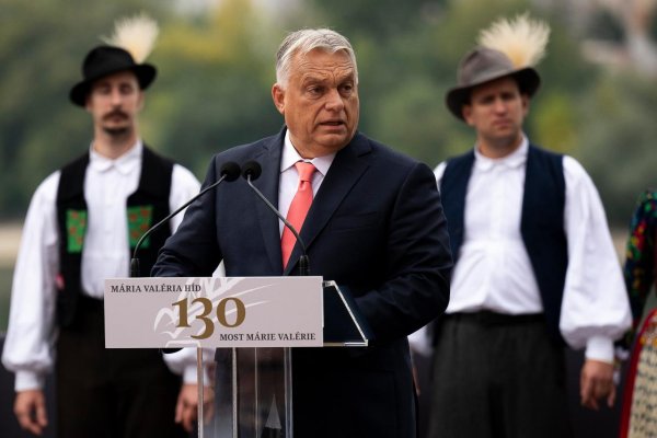 Orbán odkázal Tuskovi, že hrá nebezpečnú hru so životmi miliónov Európanov