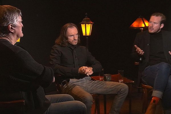 .pod lampou s prepustenými hercami SND: Prečo sa to stalo? Je činohra SND terčom? Kto rozhodol o prepustení 5 členov činohry?