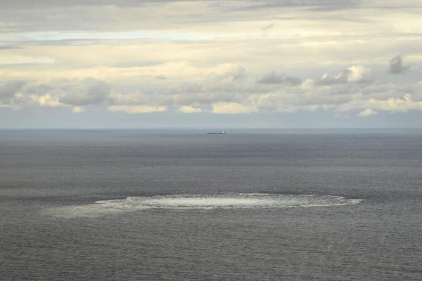 Pár dní pred výbuchmi na plynovodoch Nord Stream sa v oblasti plavila ruská loď