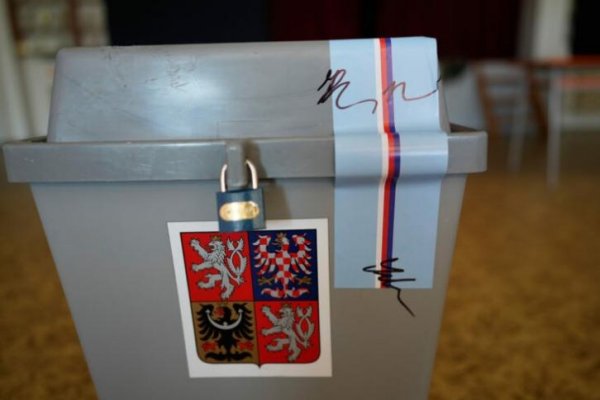 Voľby ČR: Niekoľko okrskov hlási vyššiu volebnú účasť než pri minulých voľbách