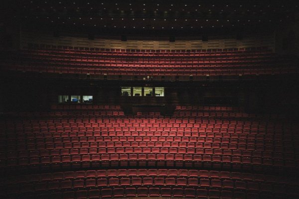 Národné divadlo sa pýta: Kto o nás rozhodne?