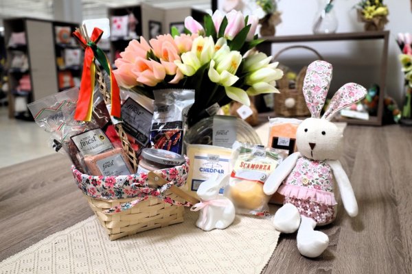 Bohatá nádielka pre všetkých: Tesco na Veľkú noc prináša chute domova aj svetové delikatesy