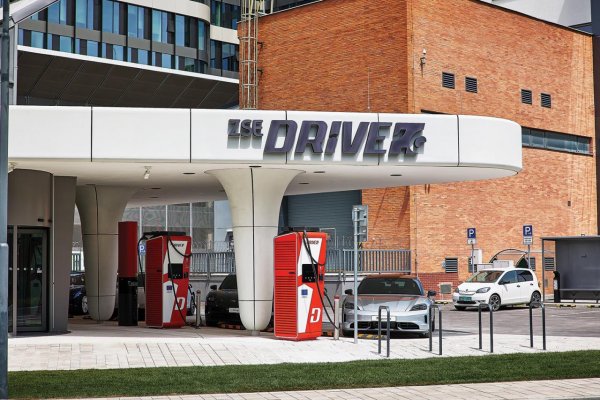 V e-mobilite sme na chvoste Európy napriek tomu, že automobilový sektor generuje 12 % HDP Slovenska
