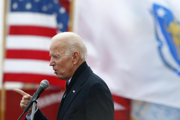 Biden verí ,že porazí Trumpa. Ak ho nepotopia samotní demokrati