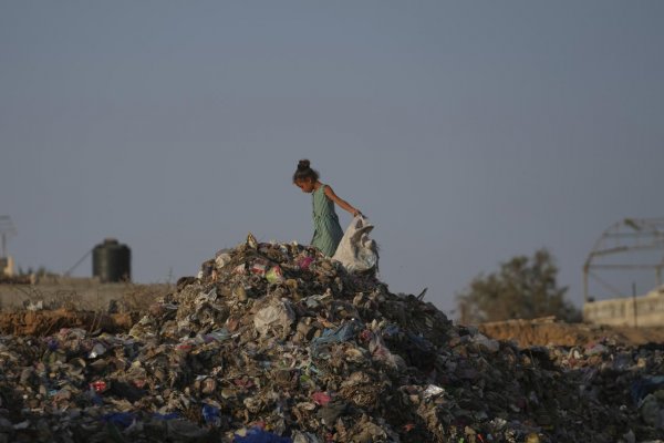 Pápež Lev XIV. telefonoval s Netanjahuom a znovu vyzval na prímerie v Pásme Gazy