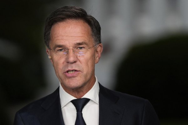 Rutte: Pre Ukrajinu sa zvažujú sa bezpečnostné záruky, aké majú členovia NATO