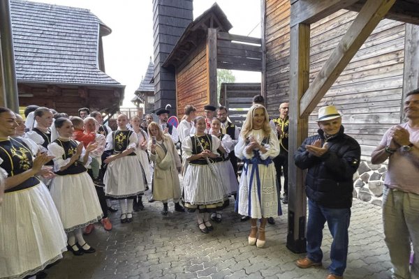 Budeme sa biť kultúrou vzájomne po hlavách? Môže byť kultúra nepriateľom rozumu? Odkiaľ sa berú „kultúrne vojny“?