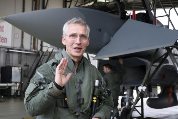 Stoltenberg ocenil spoluprácu Nemecka a Francúzska na obrannom systéme