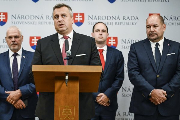 SNS chce upraviť podmienky prieskumov verejnej mienky s politickým obsahom