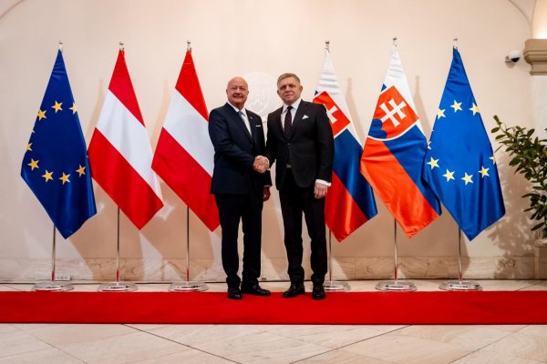 Premiéri Slavkovského formátu chcú na samite Únie riešiť ceny elektriny