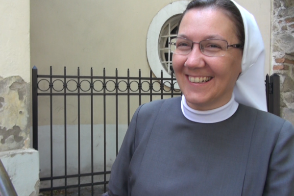 O odpade, náboženstve a o správcoch planéty