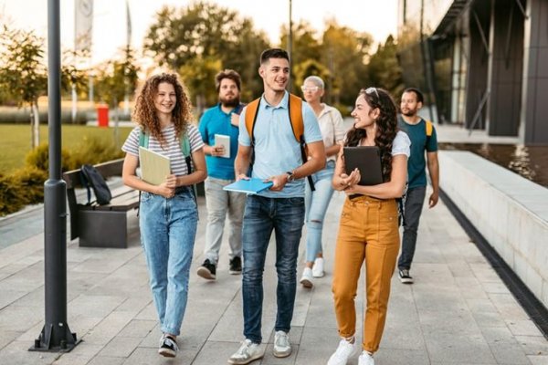 Grantový program Správne začiatky opäť pomáha: Tesco podporí 231 projektov pre deti a mladých