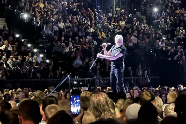 Roger Waters: Pomýlená politická show aj veľké pinkfloydovské umenie