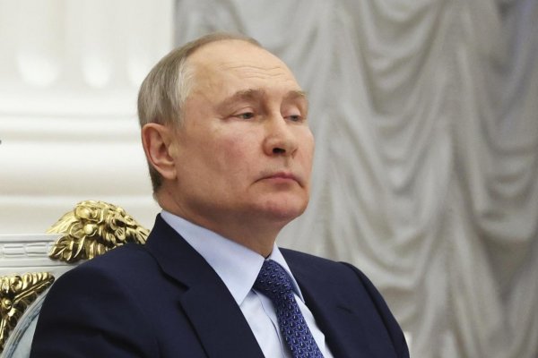 Putin vyhlásil o gruzínskych protestujúcich, že sa zbláznili