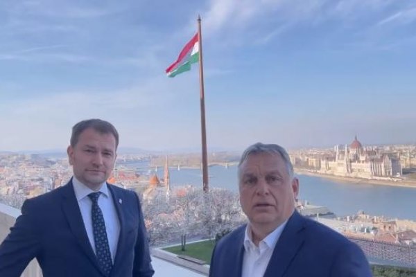 Matovičova návšteva u Orbána kvôli Sputniku. Sám rozhodol, že na jeho rokovaniach sa nezúčastní zástupca Veľvyslanectva SR