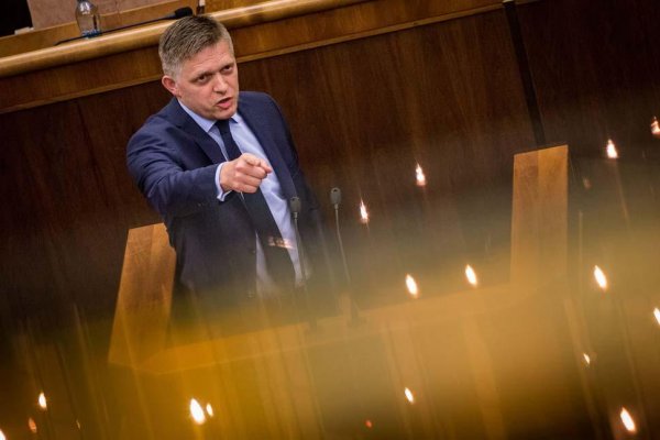 Fico v RTVS: Nechám vás žiť, ak mi neskrížite plány