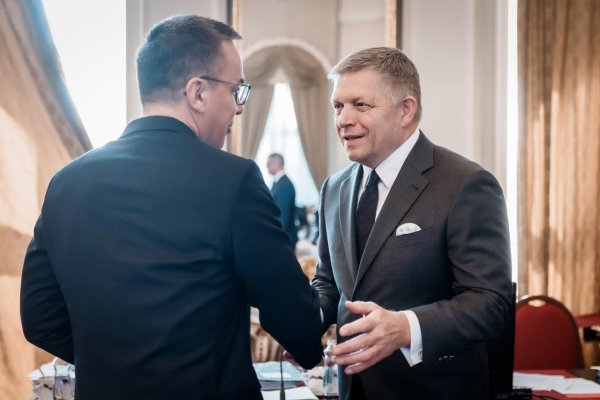 SaS: Fico si robí luxusné oslavy za 750-tisíc, verejné financie zneužívajú na vlastné PR