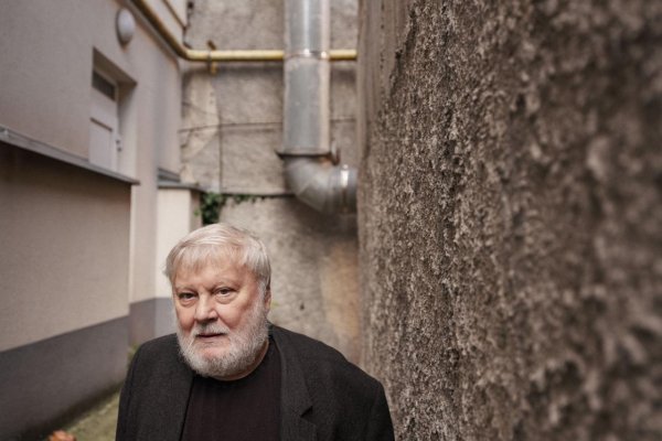 Ján Štrasser: Formát