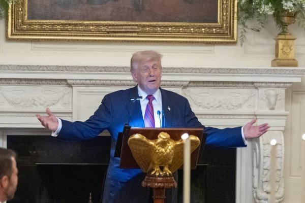 Trump zažaloval WSJ a mediálneho magnáta Murdocha, žiada 10 miliárd dolárov