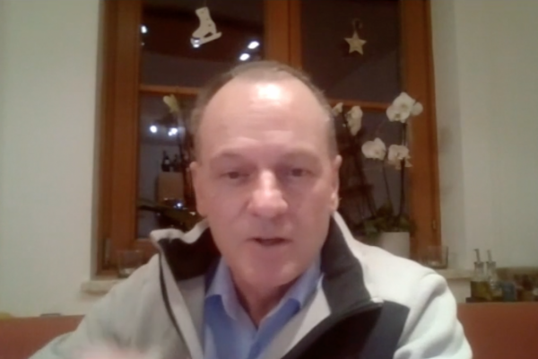 Ivan Bošňák: Slovensko smeruje k recesii a vláda sa správa ako mŕtvy chrobák