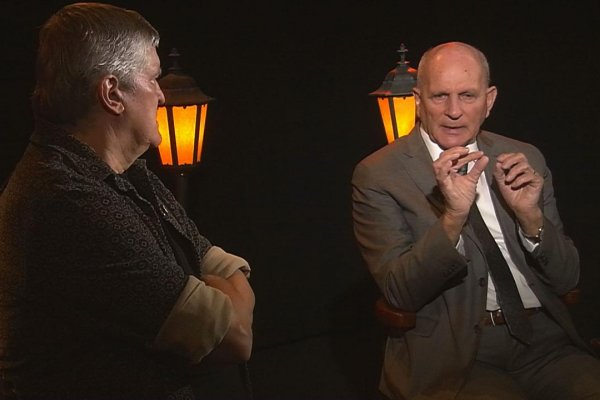 Odomykáme .pod lampou s Františkom Mikloškom: Novelou ústavy sme ponížili ľudí a ohli európske pravidlá. Čaká nás veľký zápas