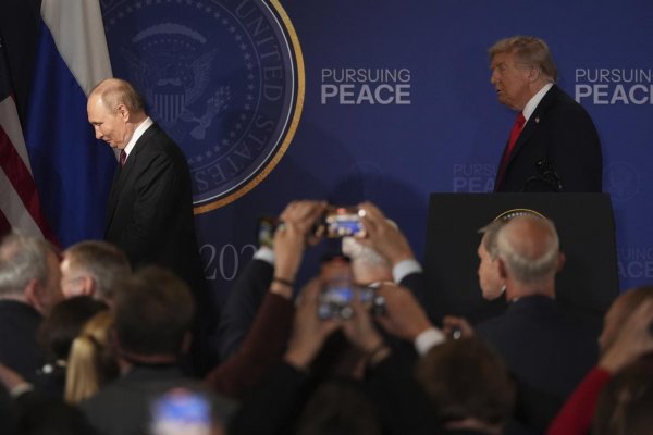 Trump telefonoval s Putinom, rozhovor označil za produktívny