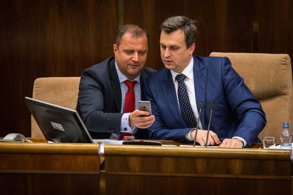 Lipšic: Nie je to Dankov podpis, podávame trestné oznámenie