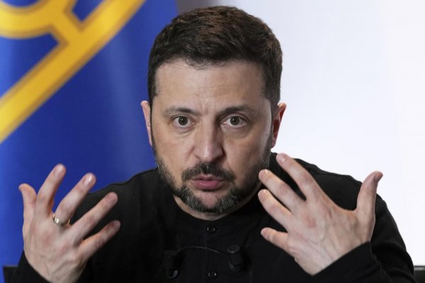 Zelenskyj: Doposiaľ schválenú americkú vojenskú pomoc nebudeme považovať za pôžičku