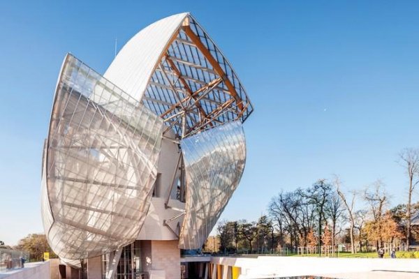 V parížskom klenote architektúry Franka Gehryho