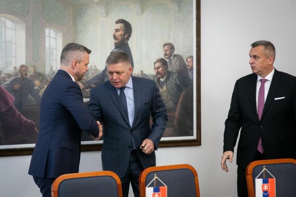 Smer, Hlas a SNS podpísali koaličnú zmluvu, Fico informoval o rozdelení postov