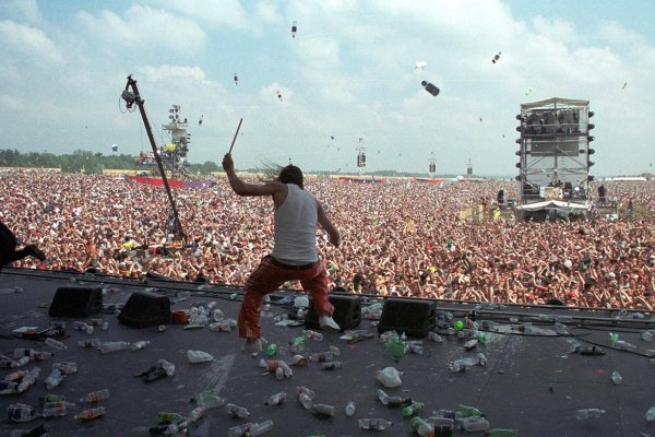 Woodstock 99 - tri dni lásky, mieru a hnevu