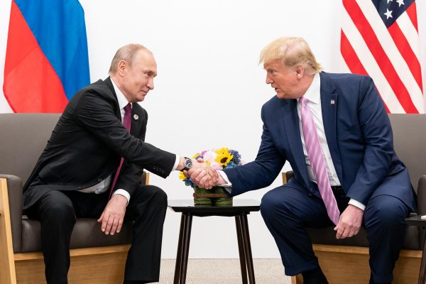 Trump sa stretne s Putinom, aj keď sa neuskutoční schôdzka Putina so Zelenským