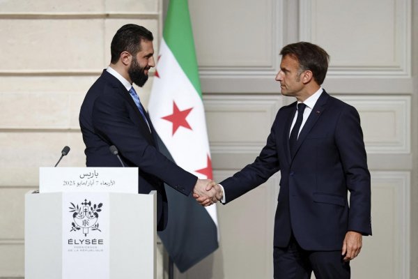 Štáty EÚ podporili zrušenie všetkých ekonomických sankcií voči Sýrii