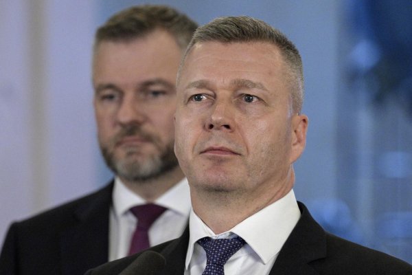 Pellegriniho poradca pre národnostné menšiny Krisztián Forró odstúpil pre podpis novely Trestného zákona