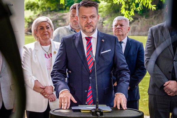 Migaľ: Slová prezidenta na oslavách SNP znejú falošne