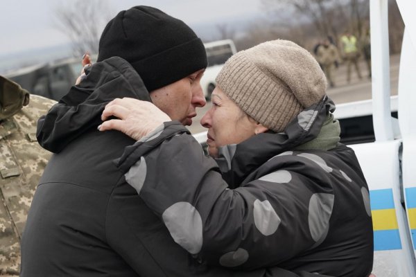 Ukrajinské vládne sily a proruskí separatisti ukončili rozsiahlu výmenu väzňov