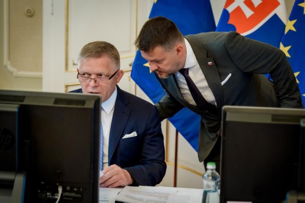 Európski ľudovci kritizujú Ficovu vládu za zablokovanie eurofondov pre samosprávy