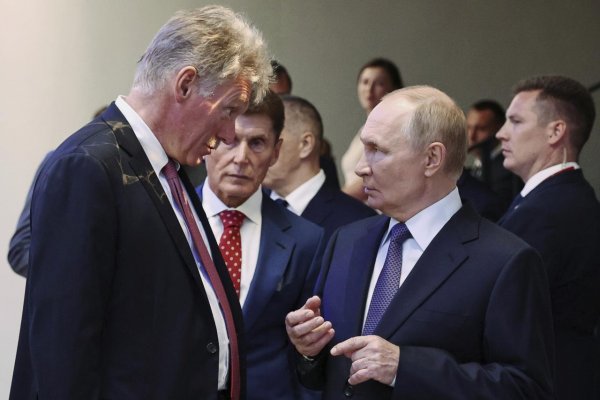 Rusko zavrhlo Zelenského hrozby o útokoch na Kremeľ