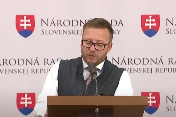 KDH a hnutie Slovensko kritizujú Kotlárov postoj k výsledkom analýzy SAV