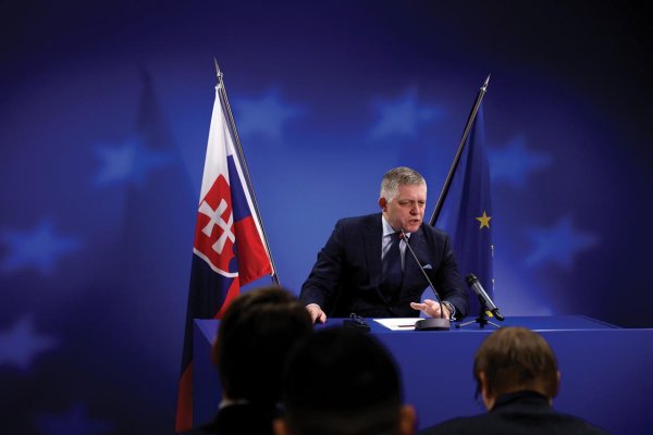 Téma .týždňa: Opúšťa Slovensko spojencov?