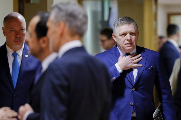 Fico: Slintačka a krívačka ohrozuje národnoštátne záujmy v poľnohospodárstve