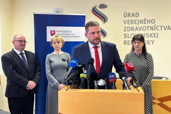 Hlas-SD ani Šaško nepodporia návrh, aby Slovensko odmietlo pandemickú dohodu