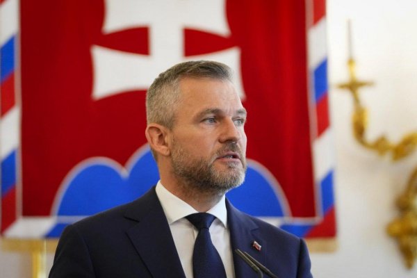 Prezident zvažuje návštevu Ukrajiny, čaká, ako skončia rokovania o tranzite plynu