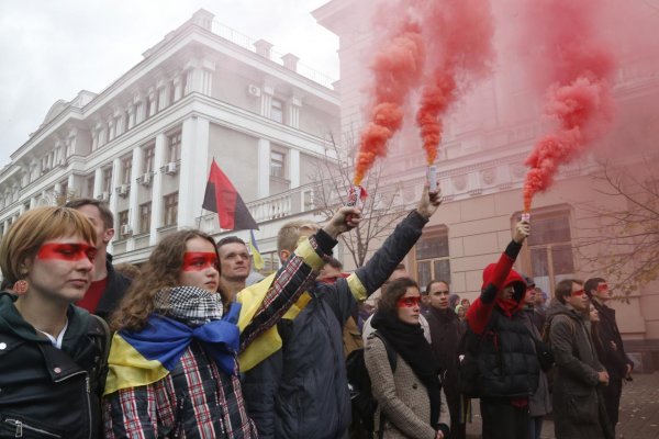 Tisíce ľudí protestovali v Kyjeve proti tzv. Steinmeierovmu plánu