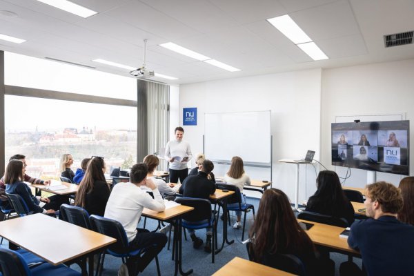 Flexibilné štúdium VŠ pre pracujúcich: NEWTON University vám ponúka individuálny prístup