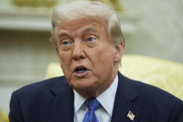 Trump žiada Najvyšší súd USA o schválenie zákazu transrodových osôb v armáde