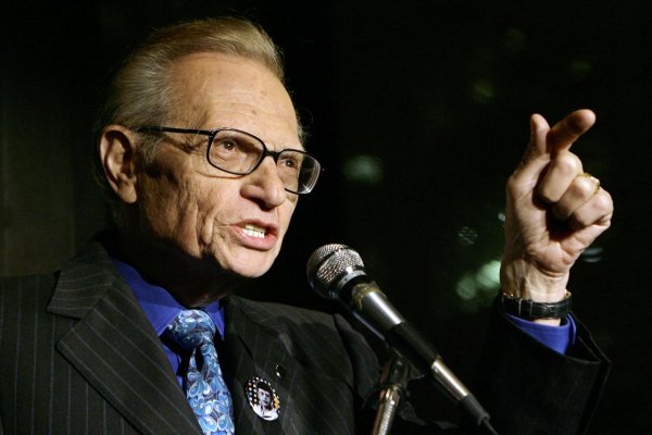 Zomrel svetoznámy americký moderátor Larry King, bol pozitívny na covid